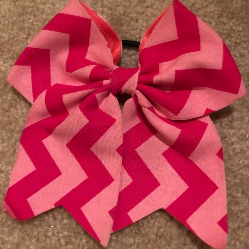 Cheer Bow
